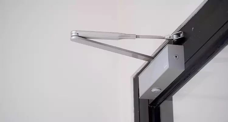 Screen Door Closer Repair in San Lorenzo, CA