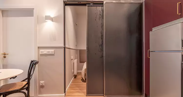 We Fix Closet Sliding Door in San Lorenzo, CA 