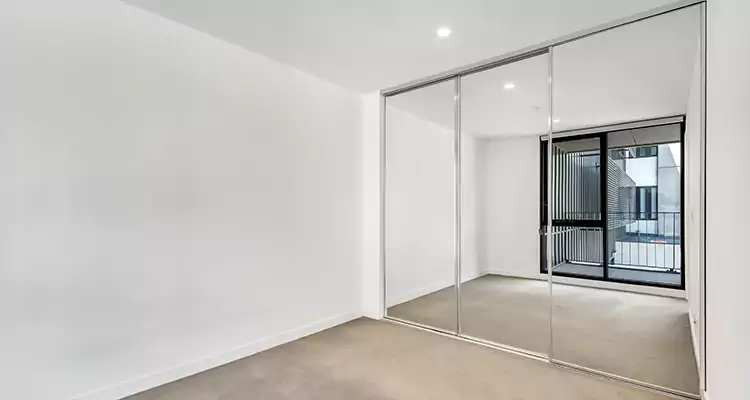 Why Homeowners Choose Us for Sliding Mirror Door Replacement in San Lorenzo, CA