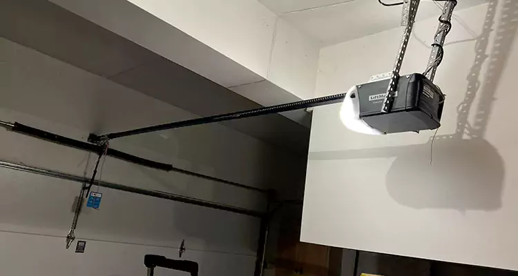 Linear Garage Door Opener Repair in San Lorenzo, CA