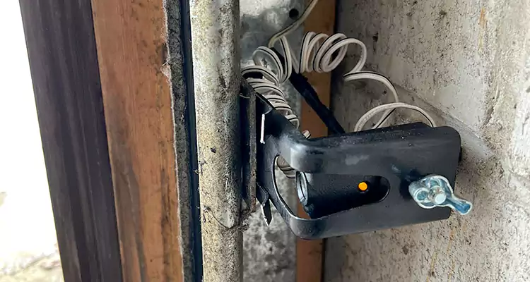 Fix Broken Garage Door Sensor in San Lorenzo, CA