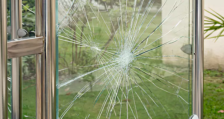 Frameless Glass Door Repair at Home in San Lorenzo, CA